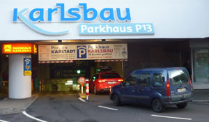 Einfahrt Parkhaus